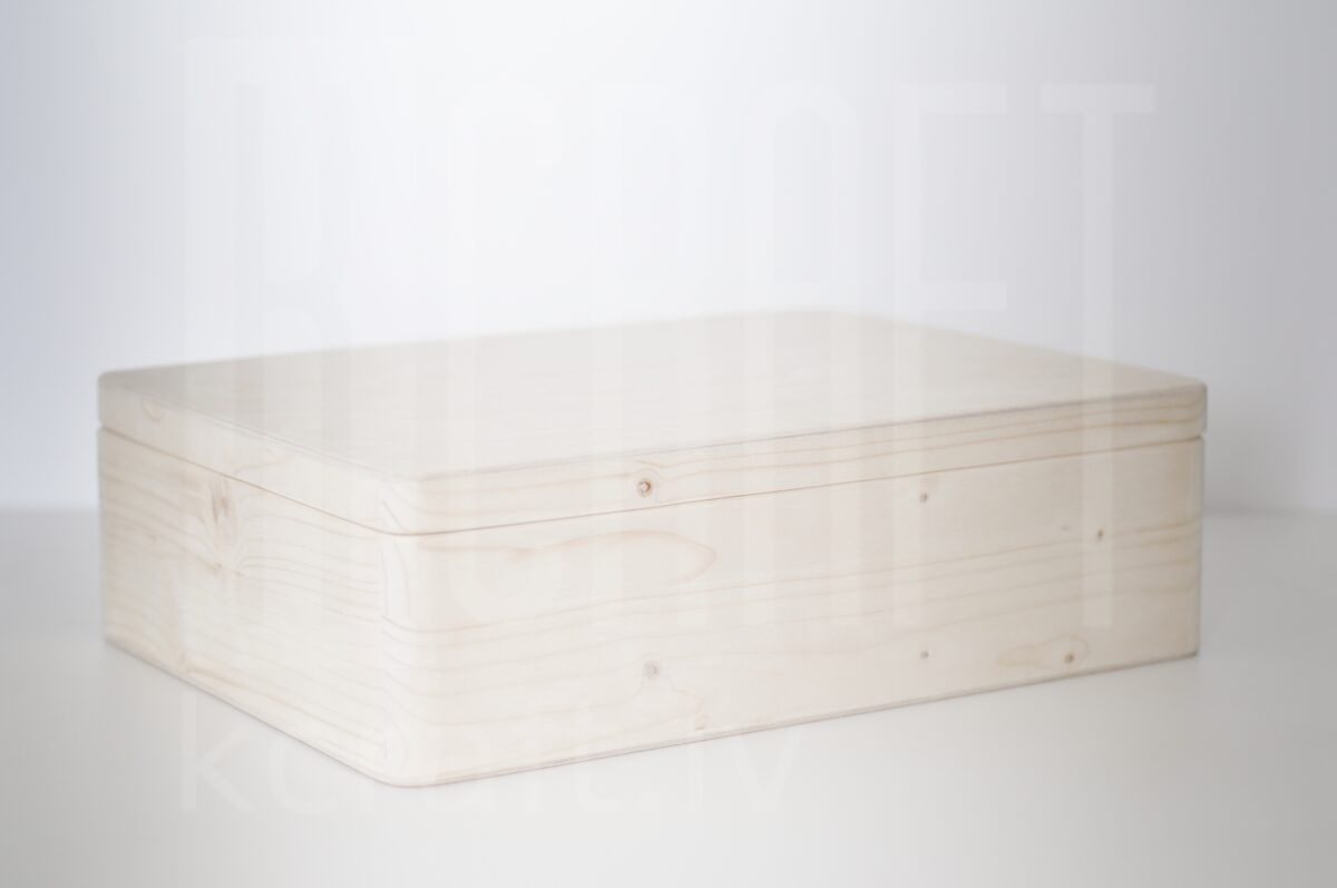 Wooden Box with Lid M, 34x25x10cm