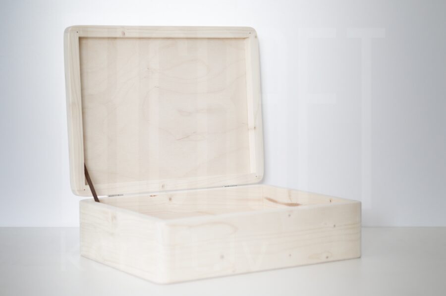 Wooden Box with Lid M, 34x25x10cm