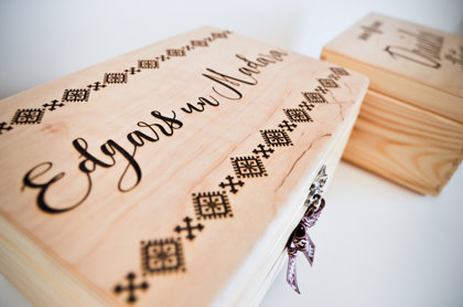 Pūra lāde - gravējums "Spēka zīmes"